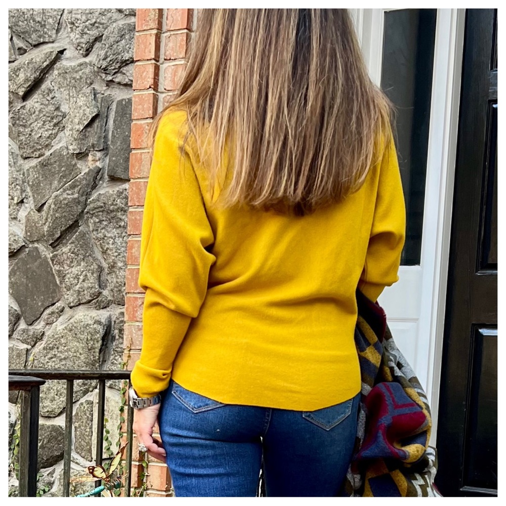 LAST ONE✨PARIS✨Gorgeous Mustard dolman sweater - Picture 11 of 11